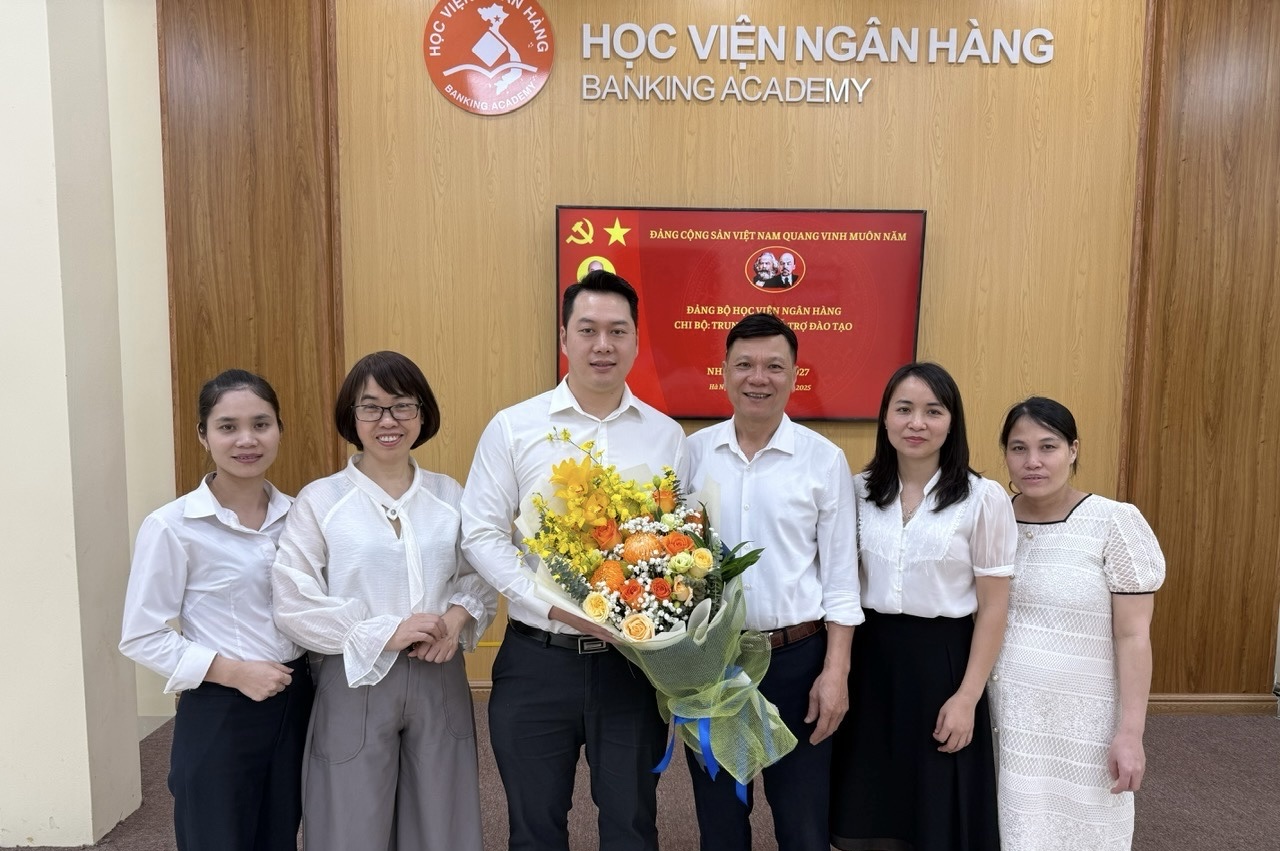 Anh DH chi bo